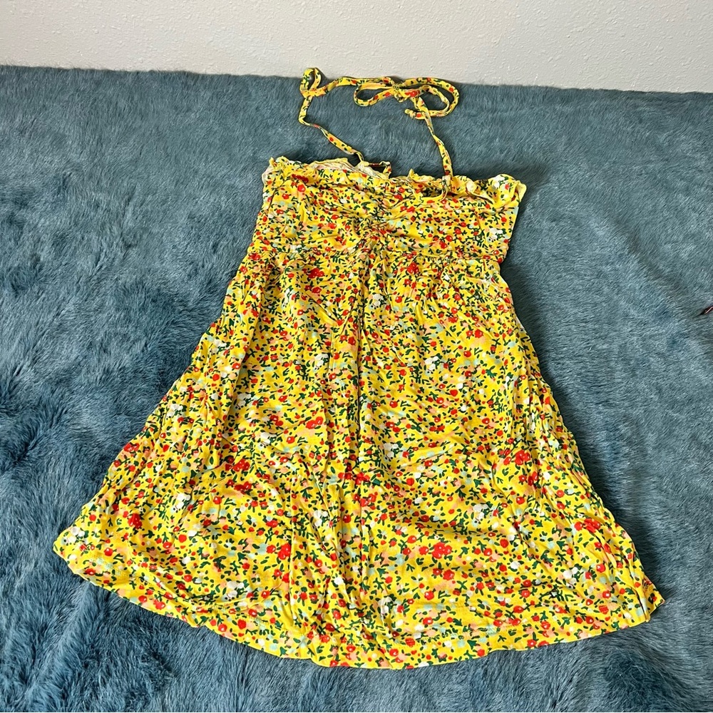 Halter neck top yellow floral size small